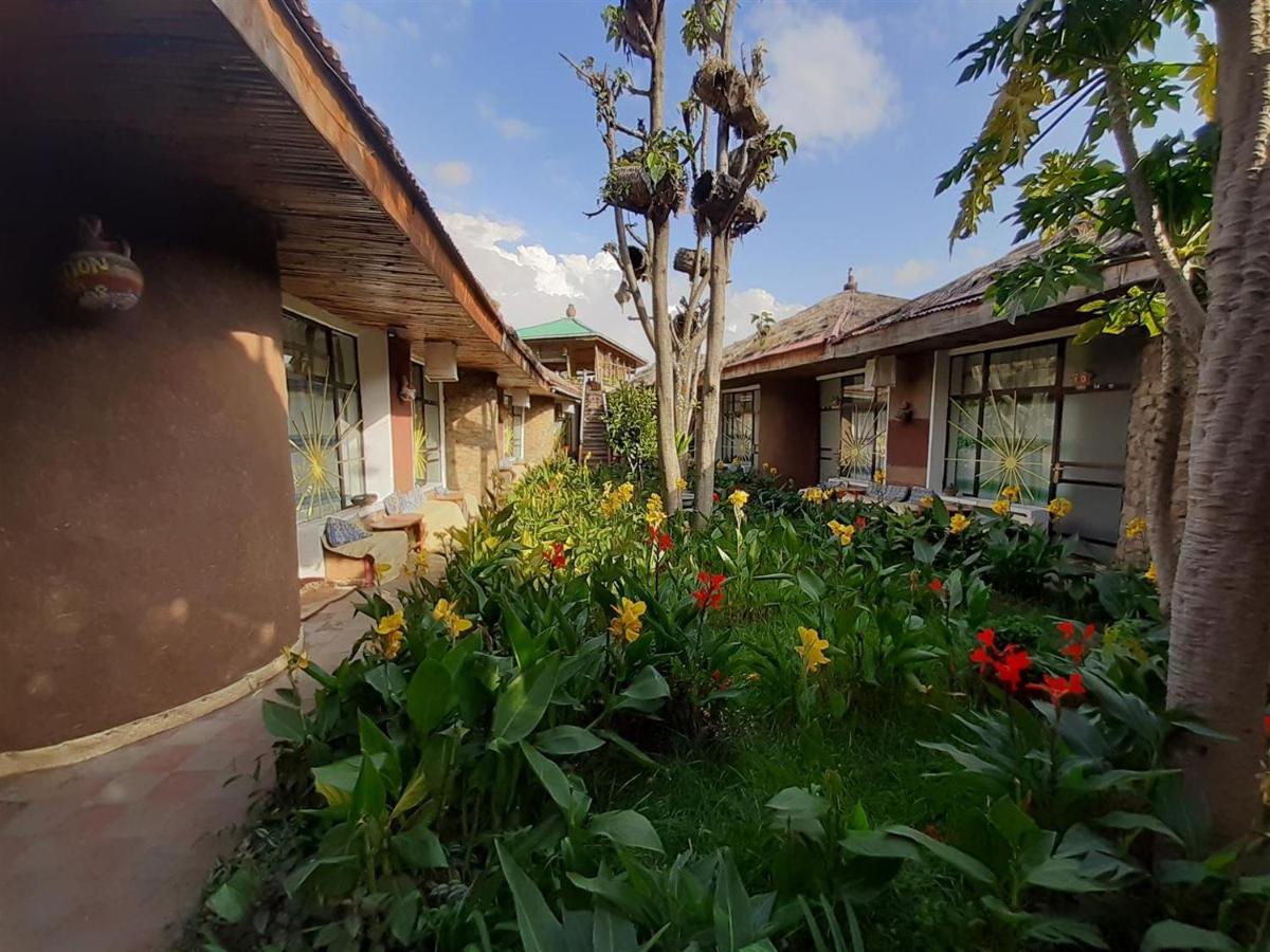 Lodge Du Chateau Gondar Bagian luar foto